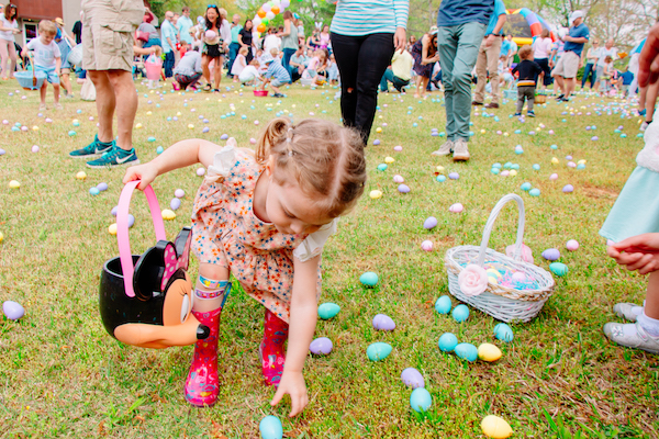 Easter egg shop hunt saturday